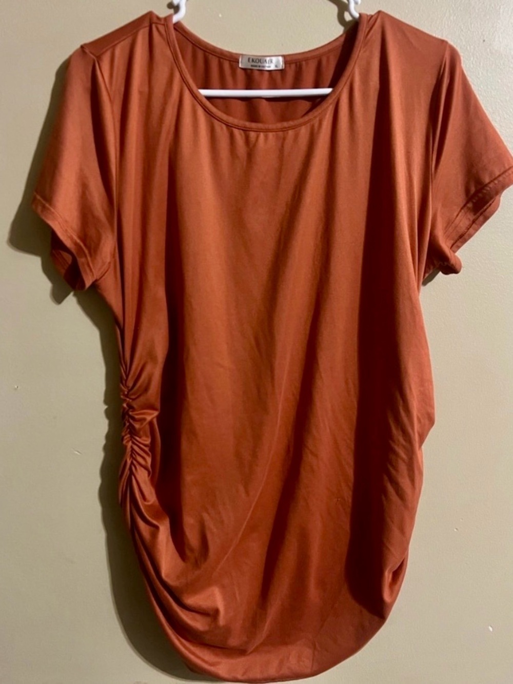 Ekouaek everyday short sleeved side ruched tshirt